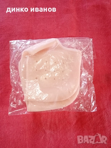 Силиконови чорапи за пети – Чисто нови  →
		Обява 51512432