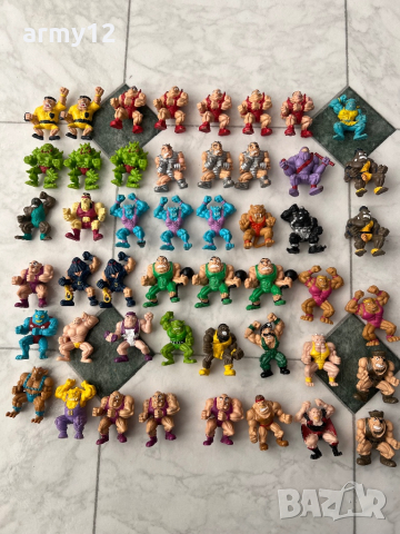 Купувам разбойници (monster in my pocket wrestler)