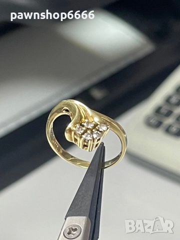 Златен пръстен 14 карата с брилянти 0,12 tcw