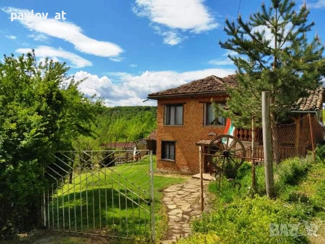 Свободна вече за Нова Година! Три нощувки за 14 човека за 3000 лв общо! →
		Обява 52641220