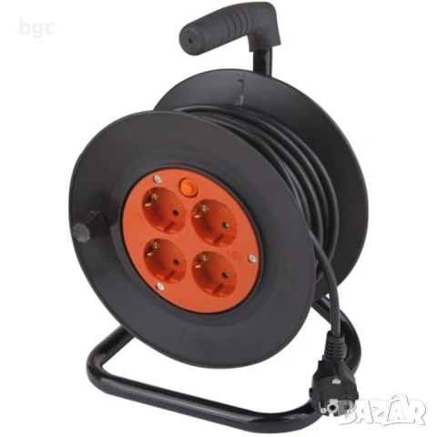 Удължител с макара Evotools 677053, 4 гнезда, Кабел 3x1.5мм2, 30 м, Черен