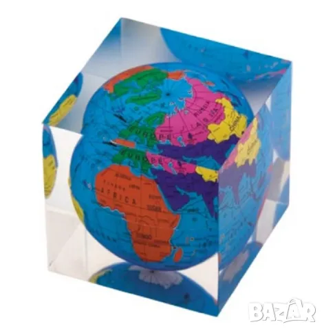 Глобус за декорация на бюро или за подарък