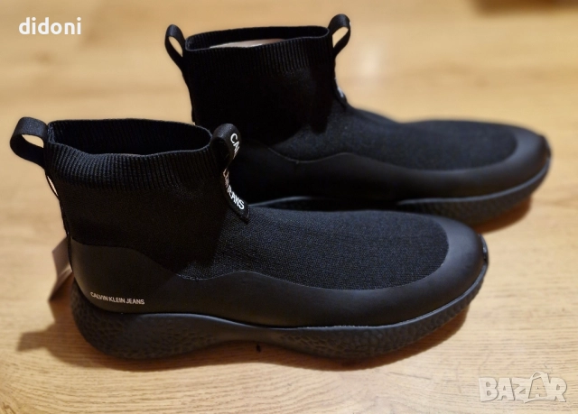 CALVIN KLEIN JEANS оригинални мъжки 45/46 номер  →
		Обява 52367313