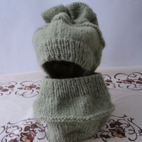 детска жилетка  шапка шал терлички, снимка 5 - Жилетки и елечета за бебе - 23494957
