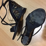 Дамски Обувки, сандали от сатен с бродерия, елегантни 36, снимка 2 - Сандали - 17966999