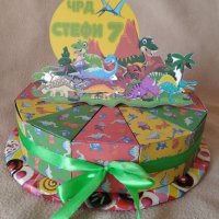 Картонена торта с динозаври 7, снимка 4 - Други - 25561845