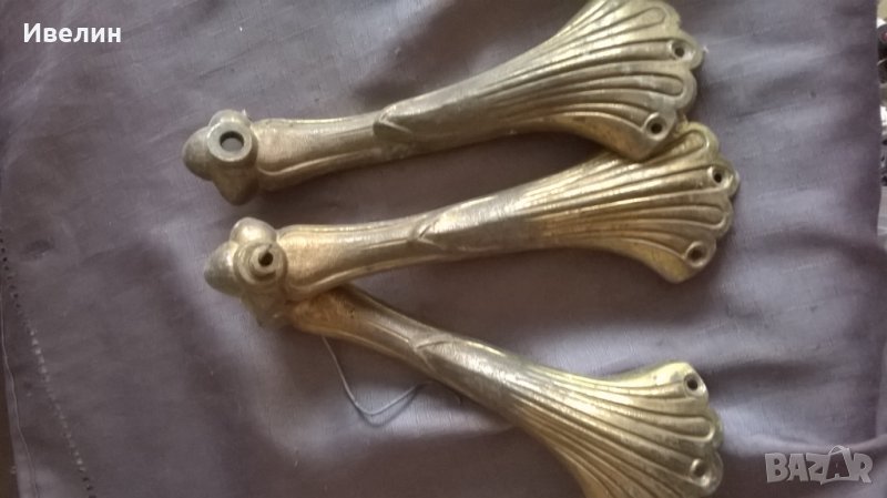 три бронзови апликации,обков, снимка 1