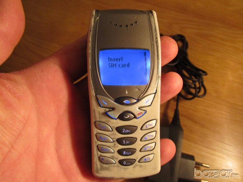 Рядък колекционерски телефон NOKIA 8250, нокиа 8250 модел 2000г. - работещ, снимка 1