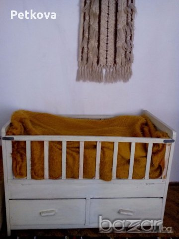 Ретро детско креватче, снимка 2 - Бебешки легла и матраци - 19364079
