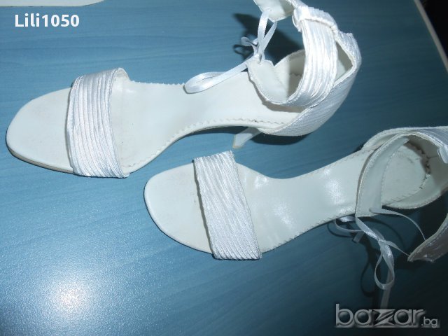 Обувки за повод + подарък НАМАЛЕНИ!, снимка 12 - Дамски обувки на ток - 8722221