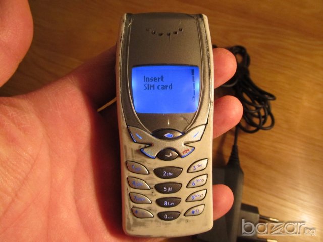 Рядък колекционерски телефон NOKIA 8250, нокиа 8250 модел 2000г. - работещ