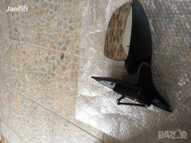 Дясно огледало за Сузуки SX 4, снимка 3 - Части - 23882976