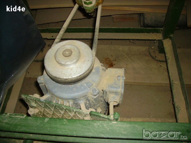 Нови колела за банциг 1000мм. 2 бр. производство ЗДМ-Пловдив и дърводелска фреза, снимка 3 - Други машини и части - 12252707