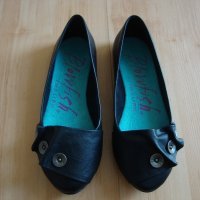 Нови обувки Blowfish, стелка 23 см., снимка 1 - Дамски ежедневни обувки - 19908546