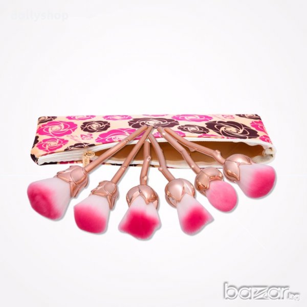 ЧЕТКИ ЗА ГРИМ „ROSES ICE“ СЕТ ОТ 6 БРОЯ УНИКАЛНИ ЧЕТКИ, снимка 1