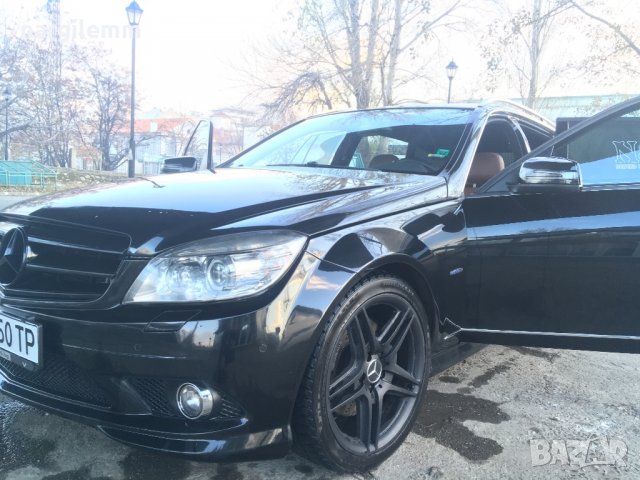 Мерцедес C320 2009, снимка 6 - Автомобили и джипове - 24118685