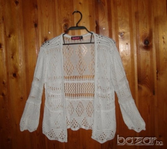 Нежна плетена жилетка за девойка,146 см. 