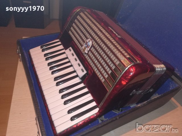 weltmeister-марков акордеон с куфар-50х48х25см-внос швеицария, снимка 4 - Акордеони - 20959096