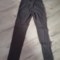 Дамски панталон Bershka, снимка 2 - Панталони - 20332902