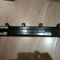 Основа предна броня за Subaru Forester (S12) 08-12г, снимка 1 - Части - 22160041