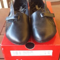 Дамски спортни обувки на Пума, снимка 5 - Дамски ежедневни обувки - 22389125