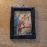 Стара икона богородица, Дева Мария с младенеца в дървена рамка . , снимка 1 - Антикварни и старинни предмети - 26162346