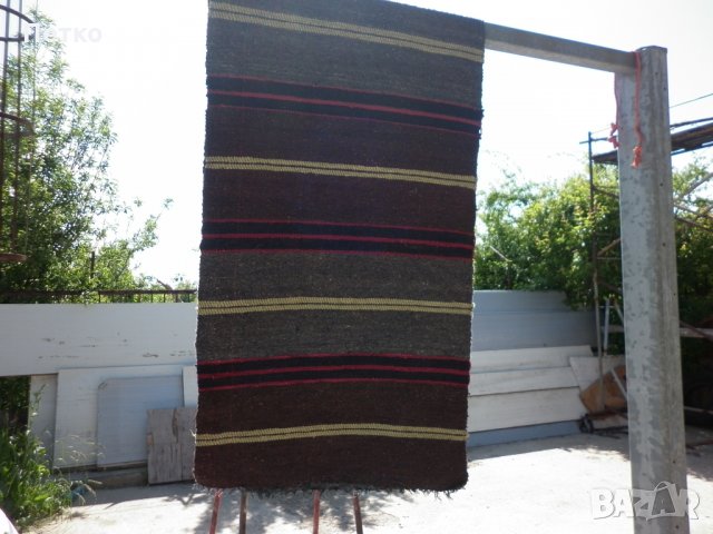 Стар килим черга  не е ползван  280 / 80 см, снимка 2 - Килими - 25398086