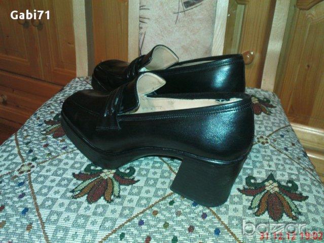 Обувки дамски есенопролетни от естествена кожа в отлично състояние № 39, 25 лв., снимка 3 - Дамски ежедневни обувки - 12747028