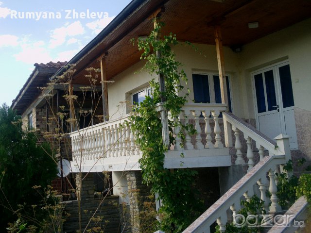 Продавам къща в село Градец, община Котел, снимка 10 - Къщи - 10329578