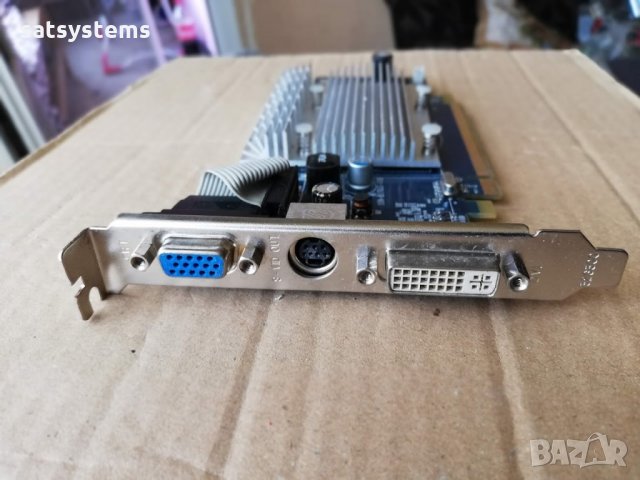 Видео карта ATi Radeon Sapphire HD 2400 Pro 256MB PCI-E, снимка 2 - Видеокарти - 24570676