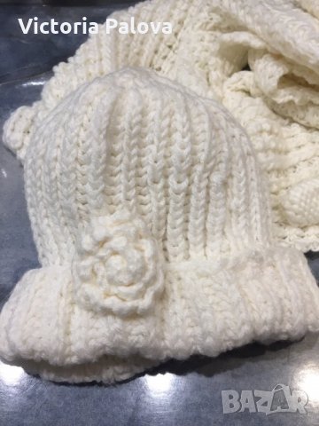 Шапка шал и ръкавици, снимка 4 - Шапки - 23521752