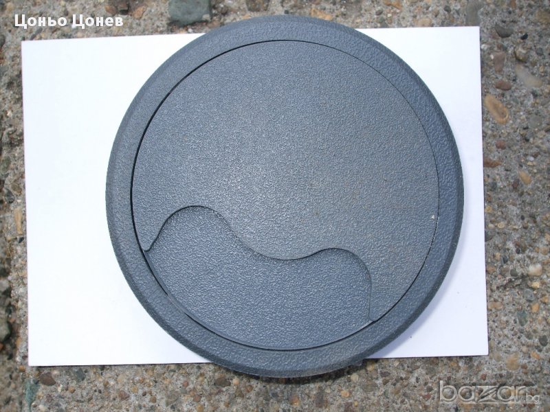 Кабелни проходи за бюра и офис мебели, снимка 1