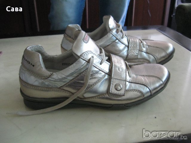 Спортни обувки CHEVIGNON, снимка 1 - Маратонки - 15867446