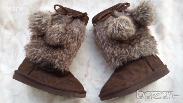 Детски ботуши с пухчета №29