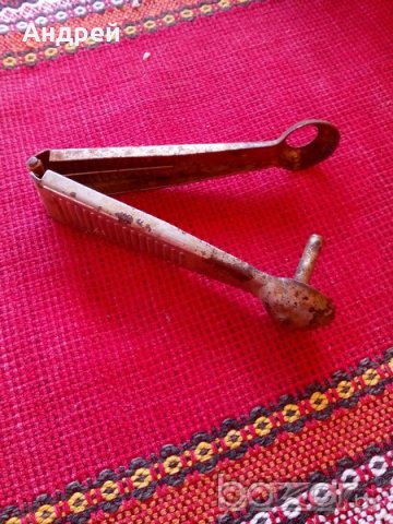 Инструмент за вадене на костилки