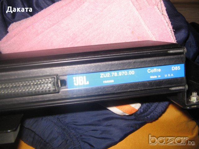 Усилвател JBL, снимка 2 - Аксесоари и консумативи - 16633836