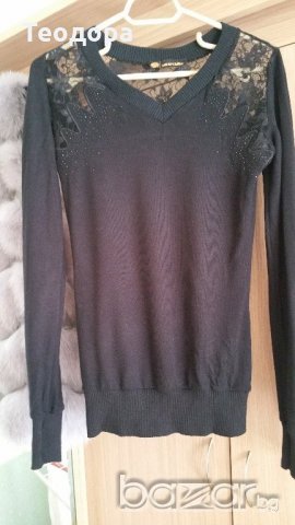 Елегантна блуза с дантела, снимка 1 - Блузи с дълъг ръкав и пуловери - 19445238