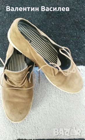Спортни велурени обувки №43 ст. 27см.