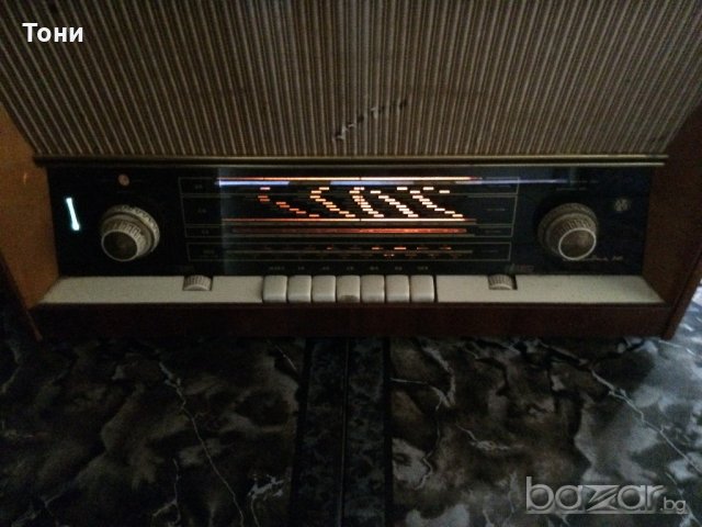 Радио ''МЕЛОДИЯ 10'', снимка 2 - Плейъри, домашно кино, прожектори - 18967261