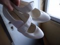 бели обувки с ток, снимка 1 - Дамски боти - 16959495
