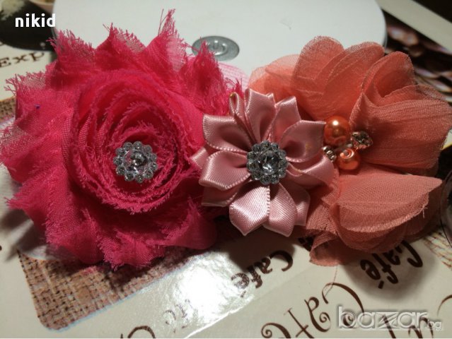 лента с цветя и камъчета за коса глава за принцеса бебе на ластик бебешка , снимка 4 - Други - 17568329