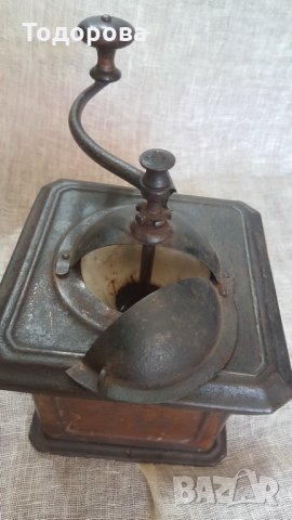 Старинна кафемелачка., снимка 5 - Антикварни и старинни предмети - 24800139