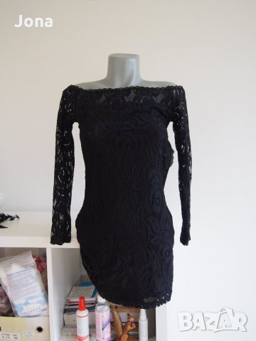 Малка черна рокля с голи рамене , снимка 4 - Рокли - 25556560