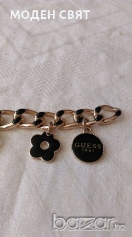ОРИГИНАЛНО украшение за дамска чанта  GUESS, снимка 3 - Други - 21249516