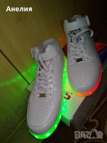 НОВИ Дамски светещи маратонки с лед светлини в подметката, снимка 3 - Маратонки - 24337724