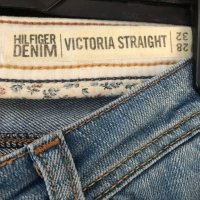 Tommy Hilfiger модерни дънки, 28 размер, снимка 2 - Дънки - 22917795