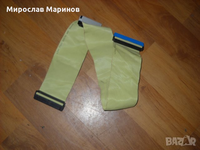 28.IDE кабел за свързване на твърд диск/оптично устройство в компютър за вътрешен монтаж