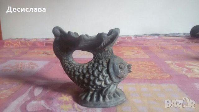 Ретро алуминиева статуетка