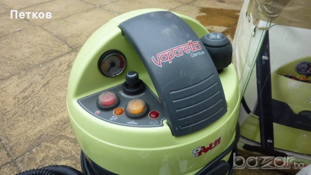 Парочистачка Polti Vaporetto Eco Pro с ютия.