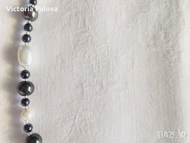 Колие, снимка 2 - Колиета, медальони, синджири - 23845067